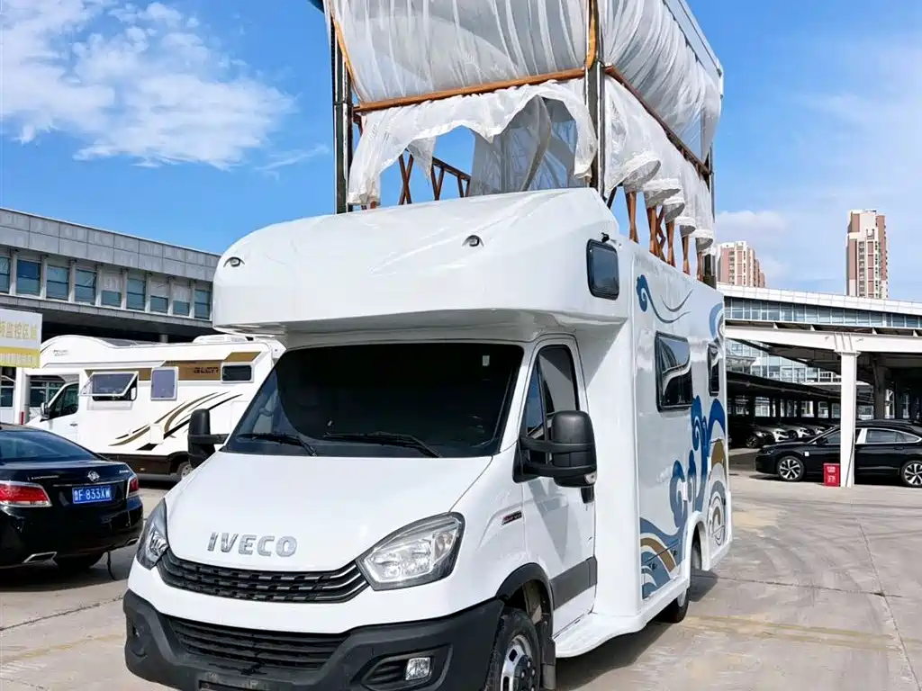 Iveco Ousheng 2021