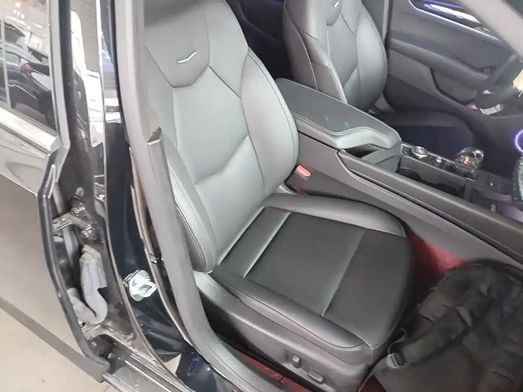 Cadillac CT5 — миниатюра 25