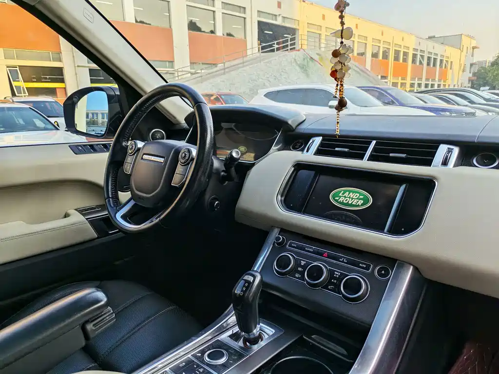 Land Rover Sport — миниатюра 12