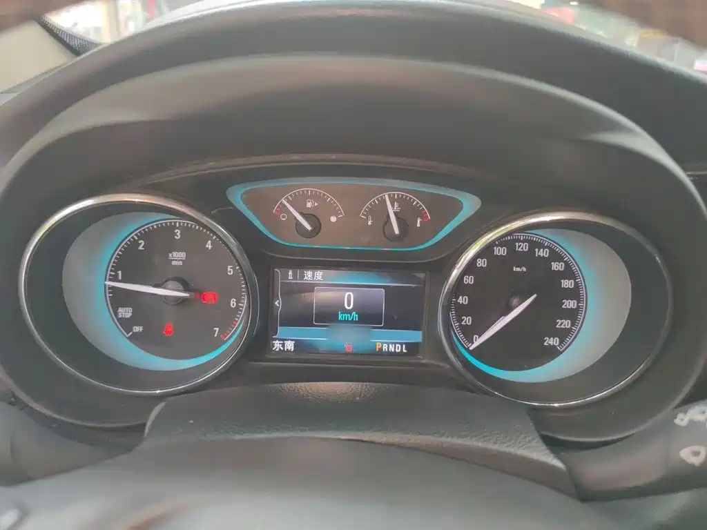 Buick Envision Plus — миниатюра 4