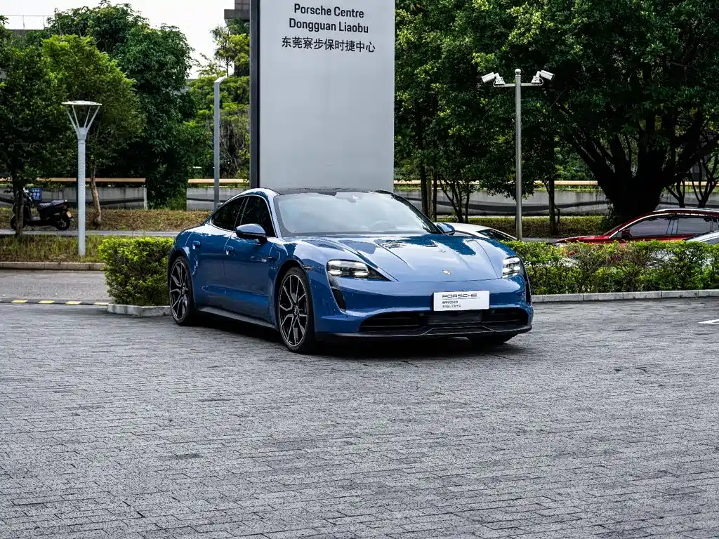 Porsche Taycan