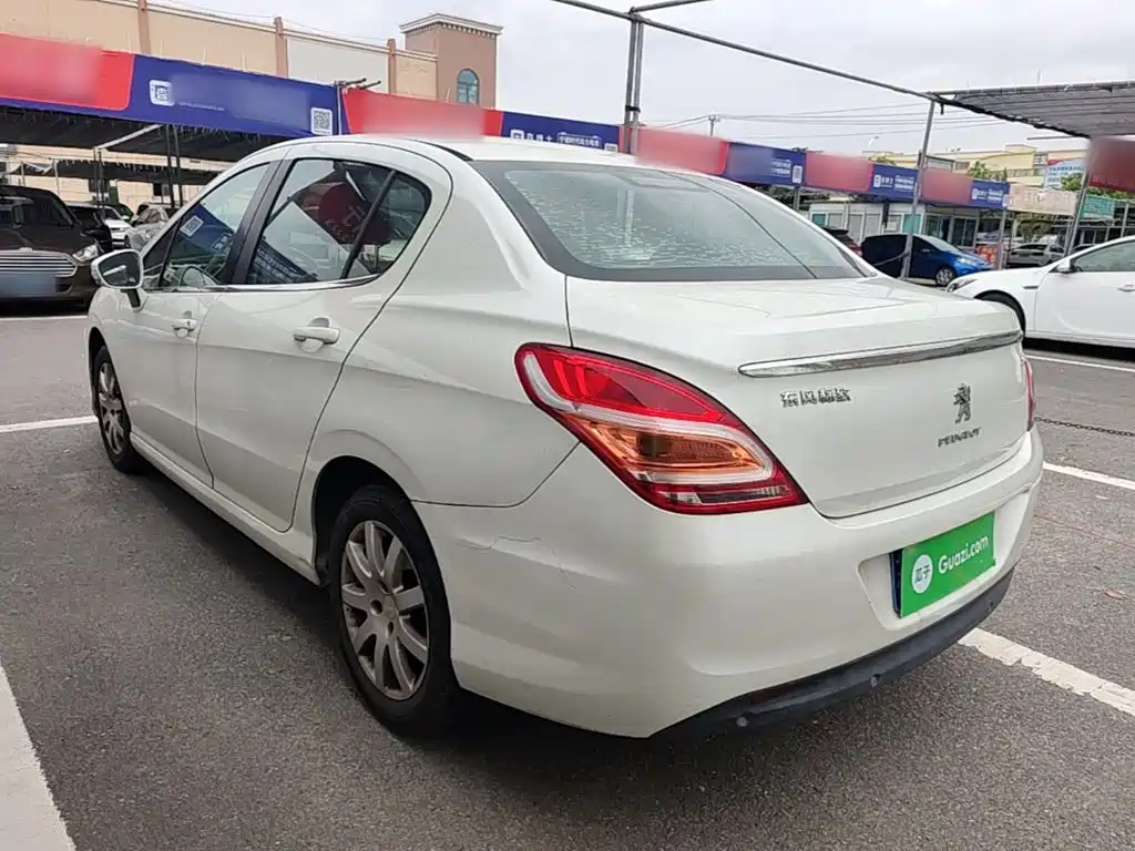 Peugeot 308 — миниатюра 5
