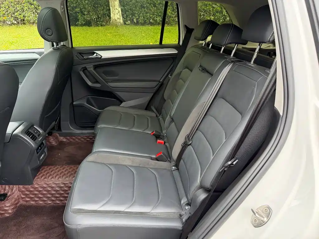 Volkswagen Tiguan L — миниатюра 12