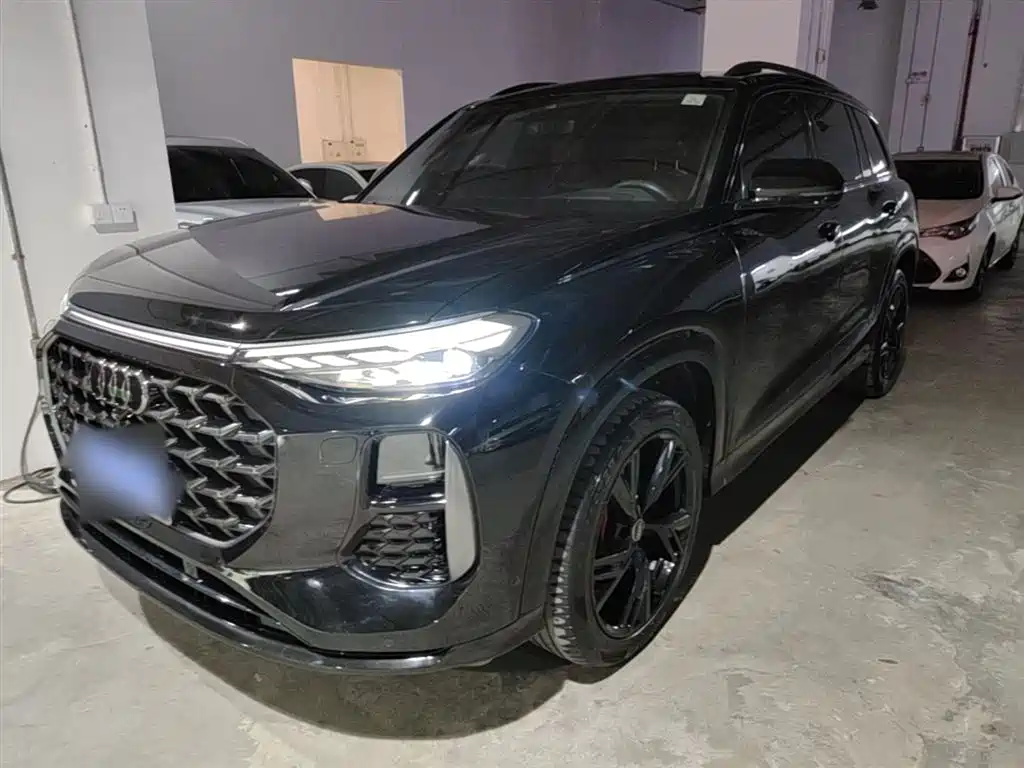 Audi Q6 2024