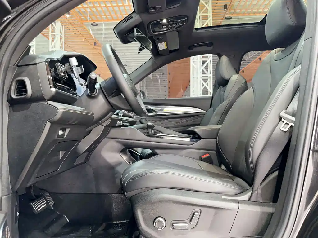 Geely Monjaro L 2024 2.0TD DCT EVO