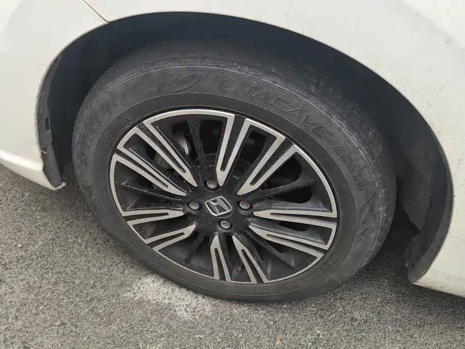 Honda Fit — миниатюра 6