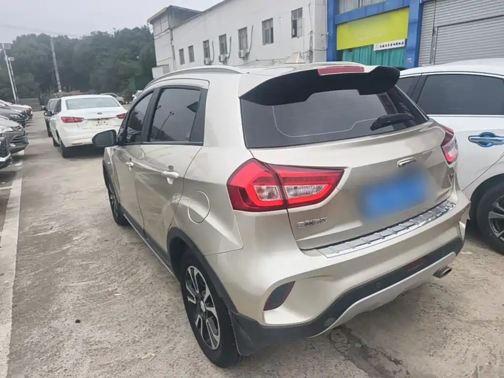 Geely Vision X3 — миниатюра 5