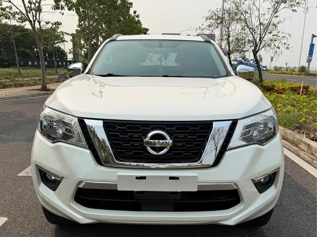 Nissan Terra 2.5L XL Upper Auto 2WD Luxury Edition, фото 2