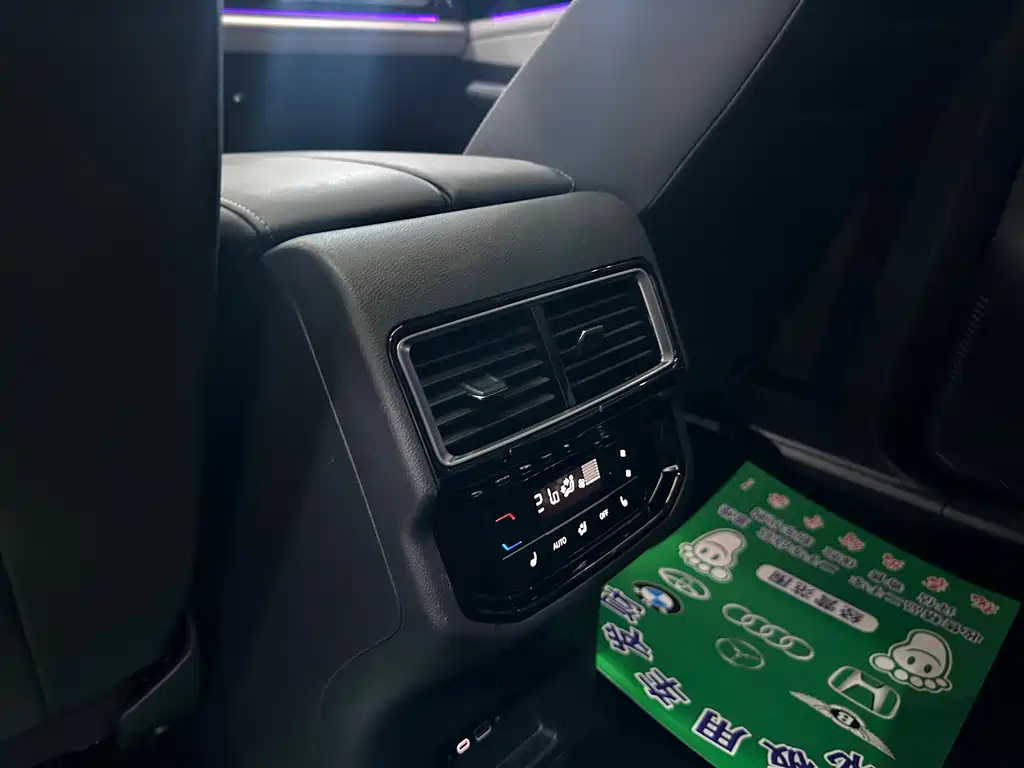 Volkswagen Teramont — миниатюра 14