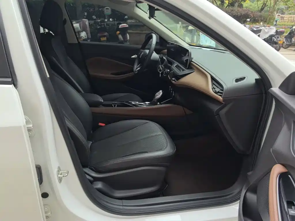 Buick Verano — миниатюра 25