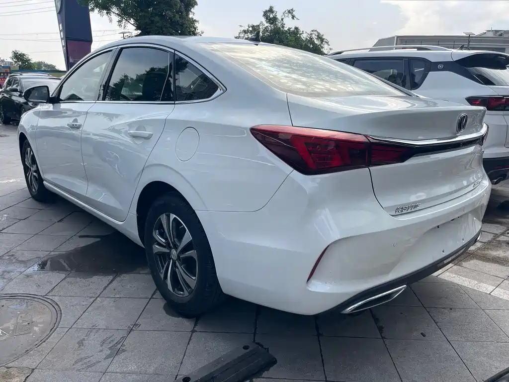 Changan Eado — миниатюра 8
