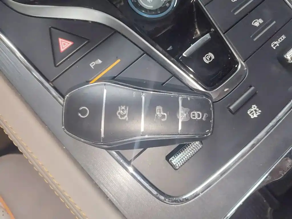 BYD Yuan Plus — миниатюра 9