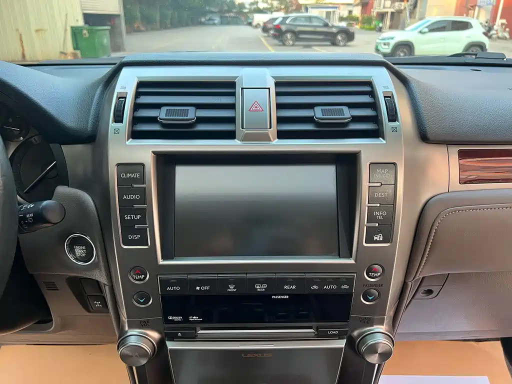 Lexus GX — миниатюра 16