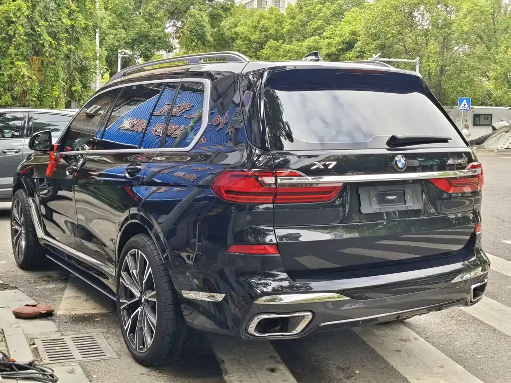 BMW X7 — миниатюра 16