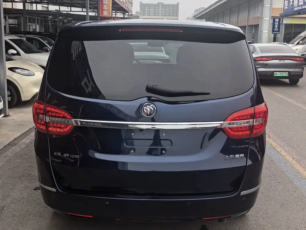 Buick GL8 — миниатюра 13