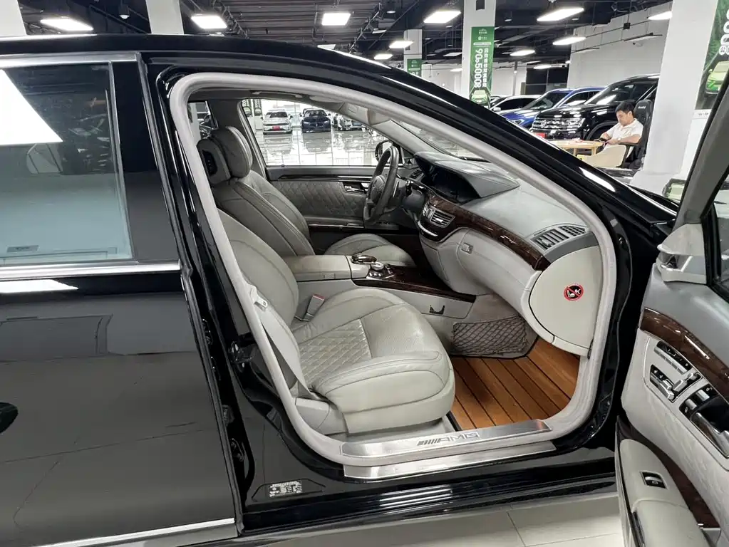 Mercedes-Benz S-Class AMG — миниатюра 19