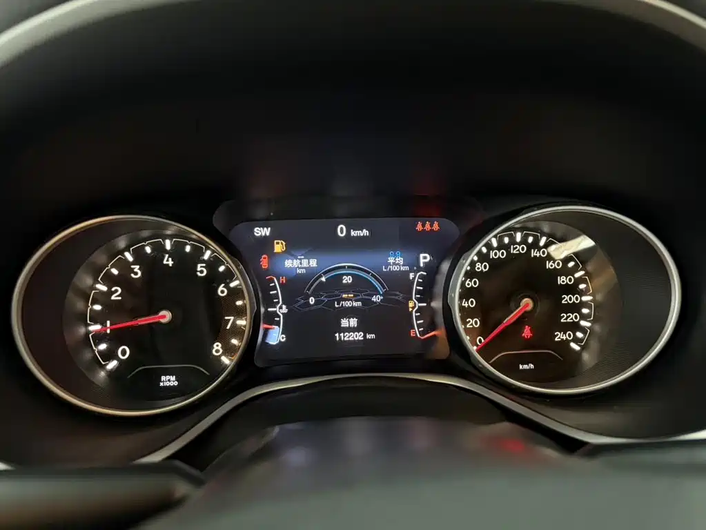 Jeep Compass — миниатюра 12
