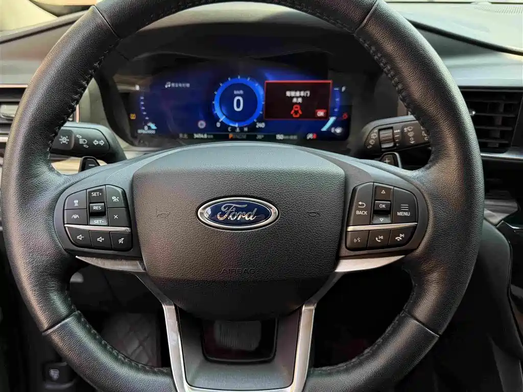 Ford Explorer — миниатюра 5