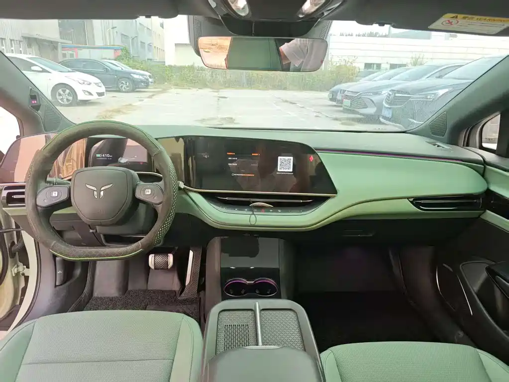 Hongqi Hongqi EH7 — миниатюра 8
