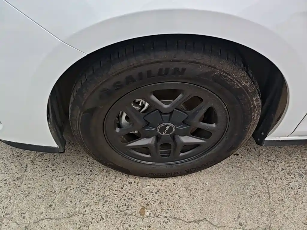 BYD Seal 05 DM-i — миниатюра 23