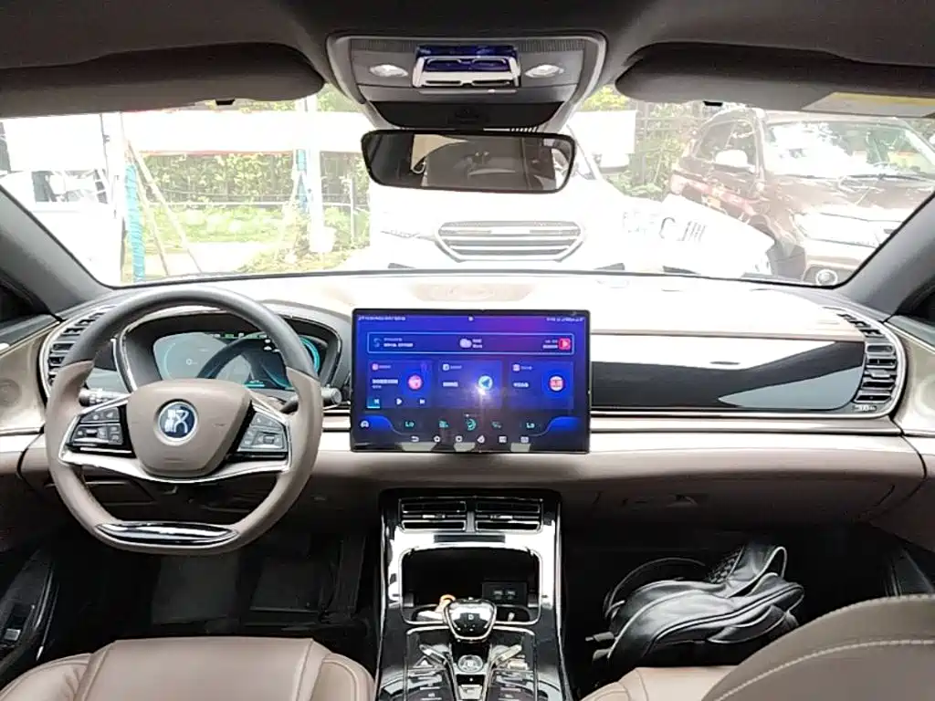 BYD Han — миниатюра 10