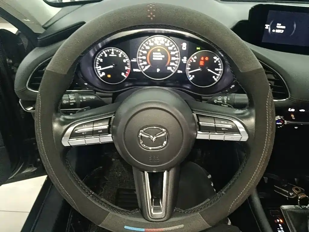 Mazda 3 Axela — миниатюра 11