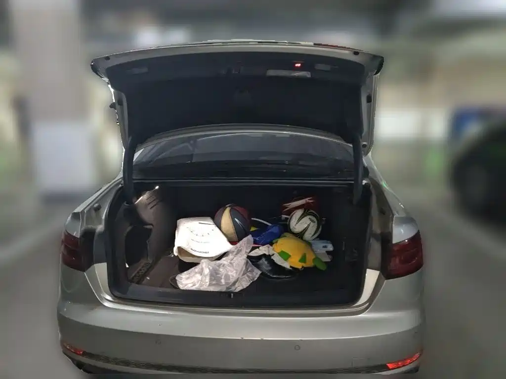 Audi A4L — миниатюра 20