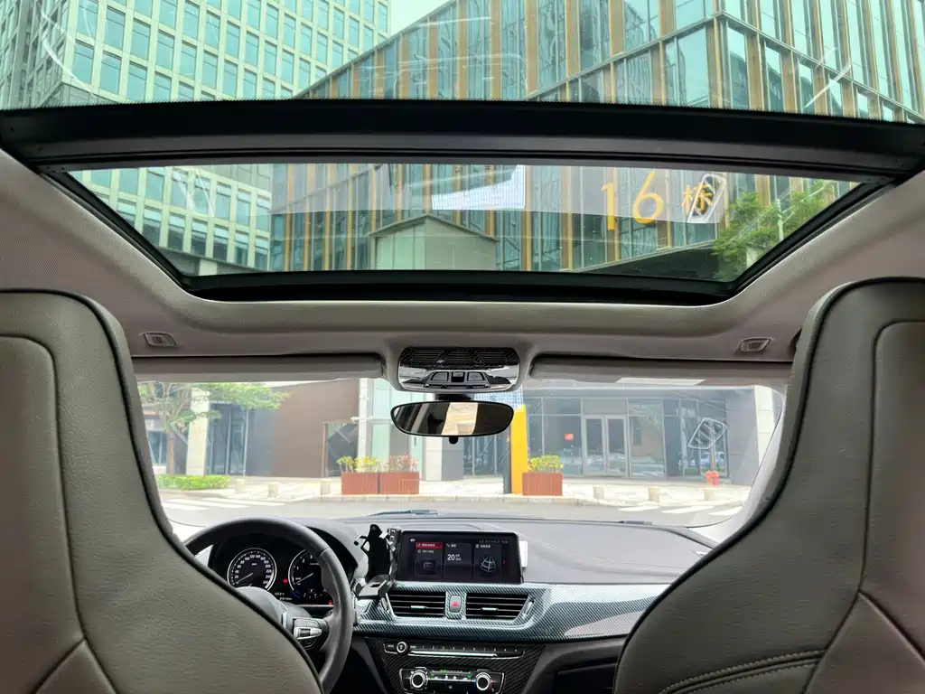 BMW 1 Series — миниатюра 17