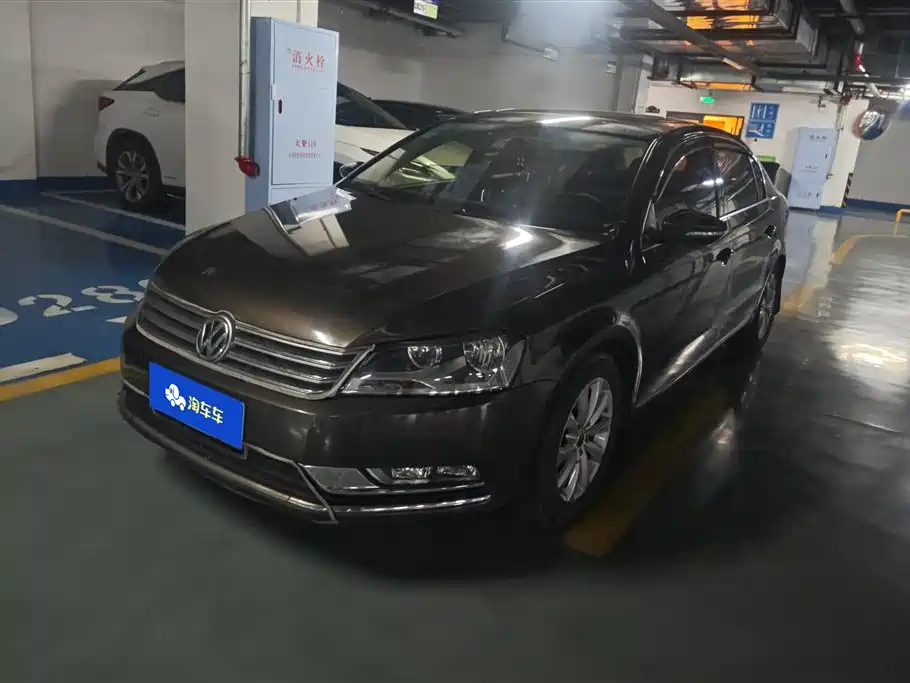 Volkswagen Magotan 2016