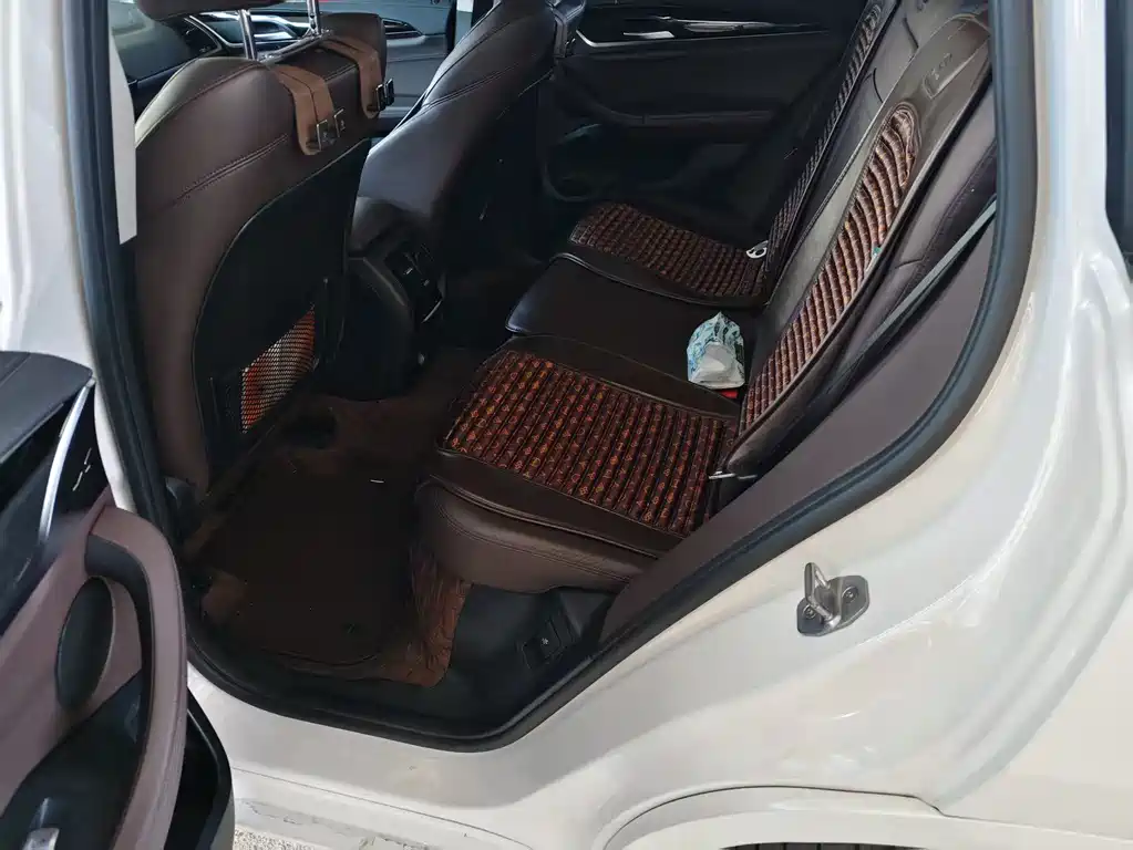BMW X3 — миниатюра 10
