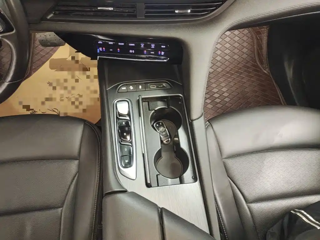 Buick Enclave — миниатюра 14