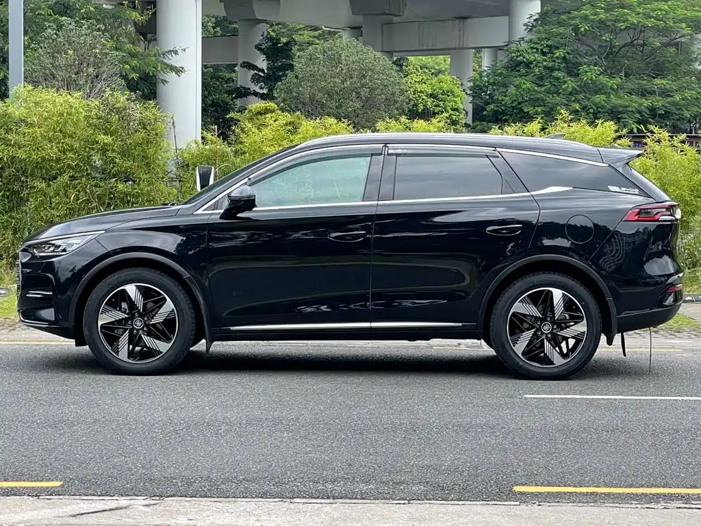 BYD Tang New Energy — миниатюра 6