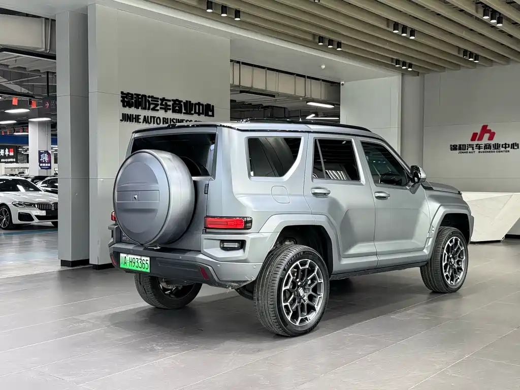 Tank Tank 700 New Energy — миниатюра 5