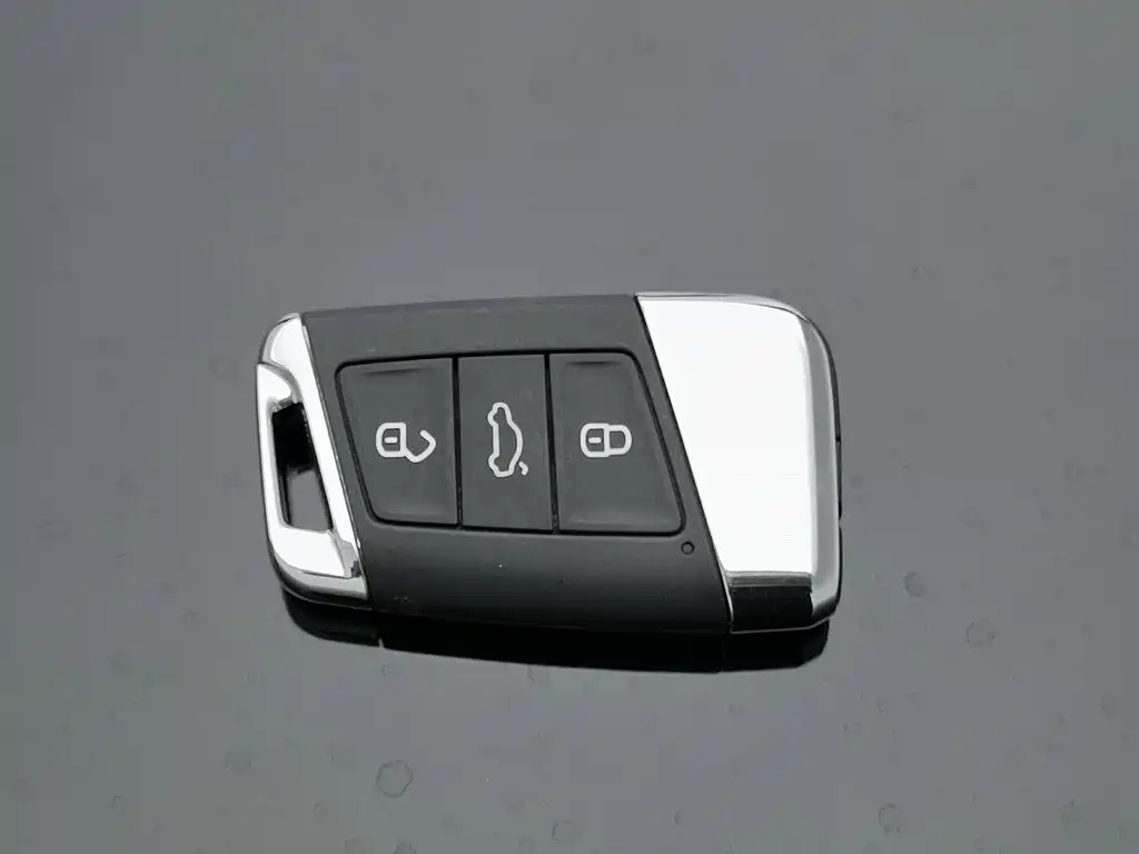 Volkswagen Magotan PHEV — миниатюра 19