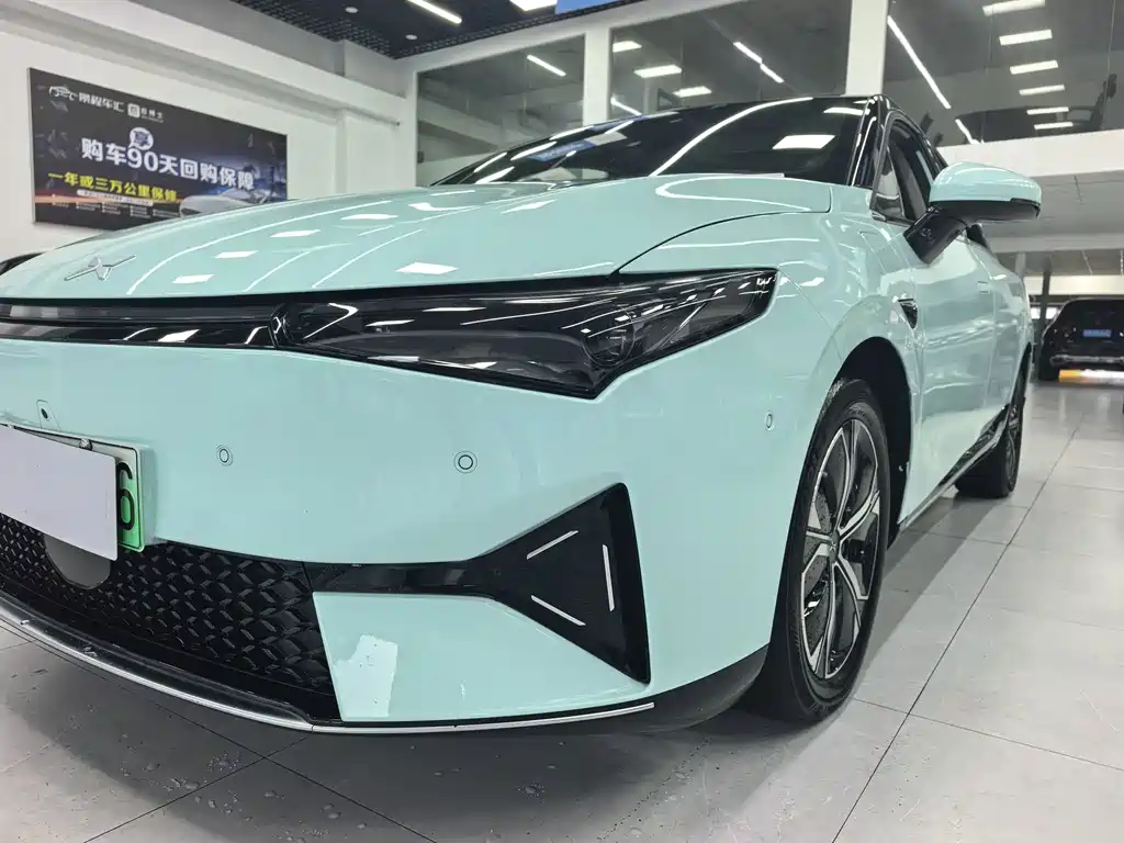 XPeng P5 — миниатюра 4