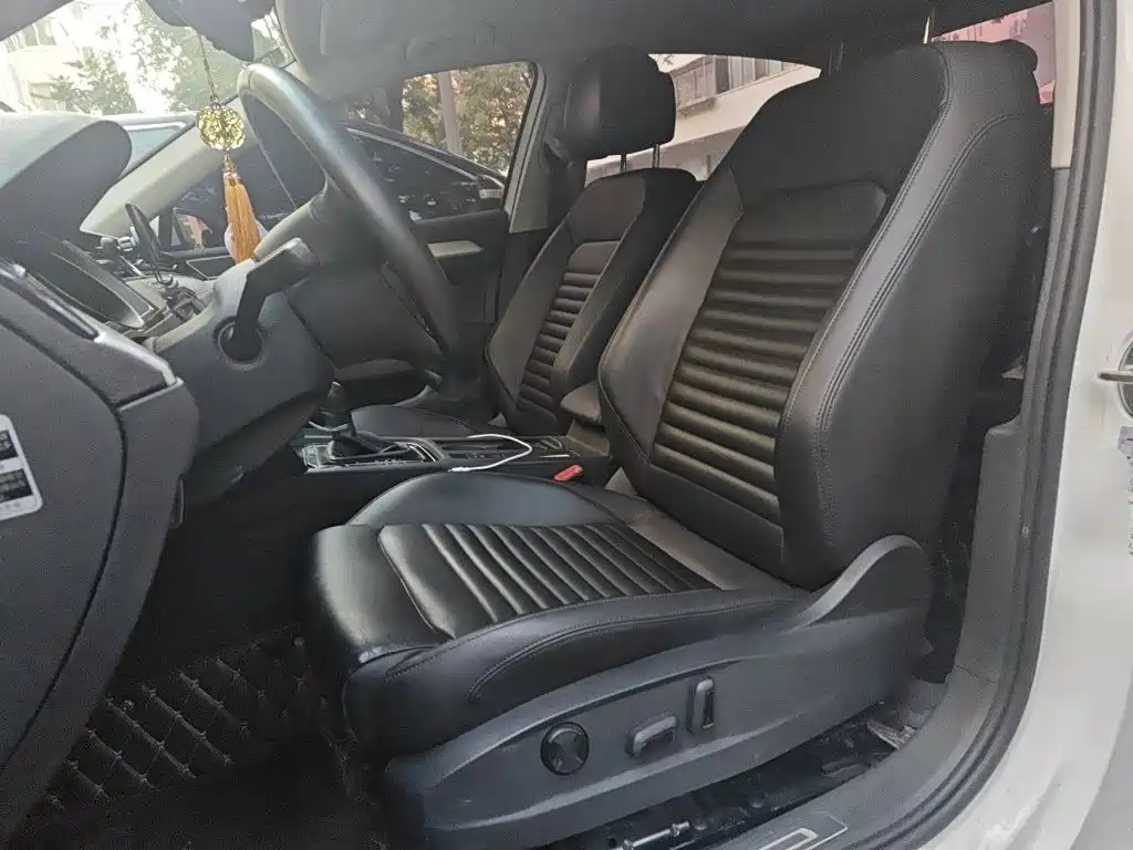 Volkswagen Magotan — миниатюра 8