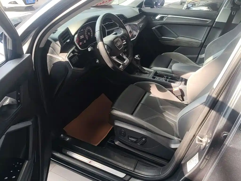 Audi Q3 Sportback — миниатюра 16