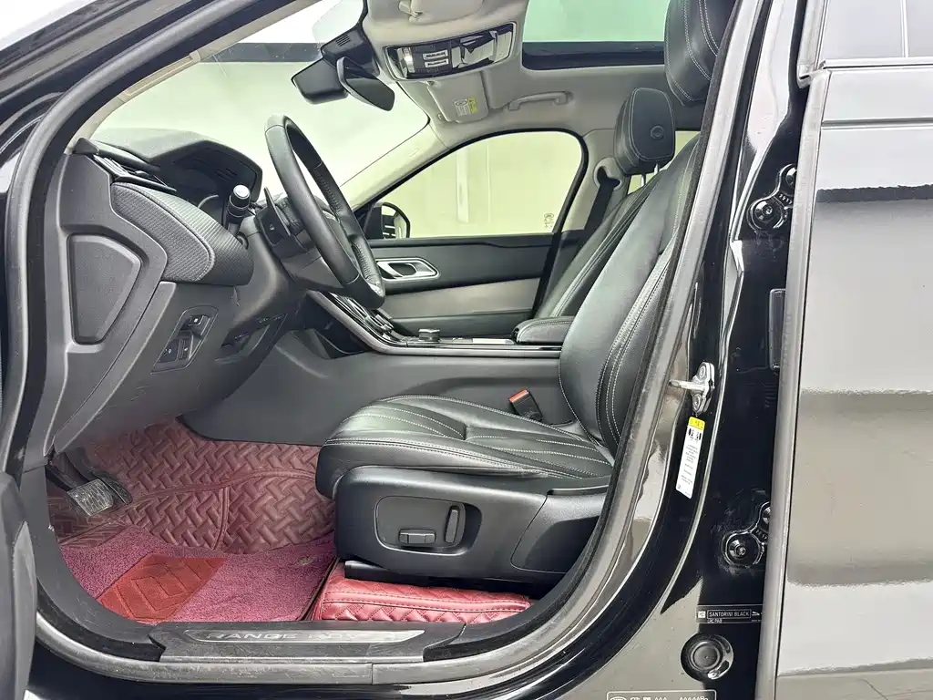 Land Rover Velar — миниатюра 5