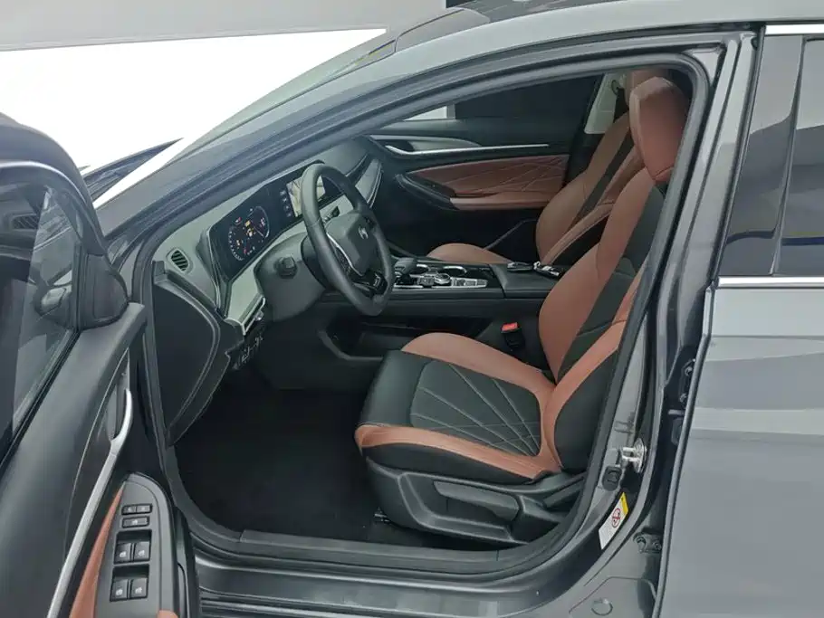 Changan Eado — миниатюра 9