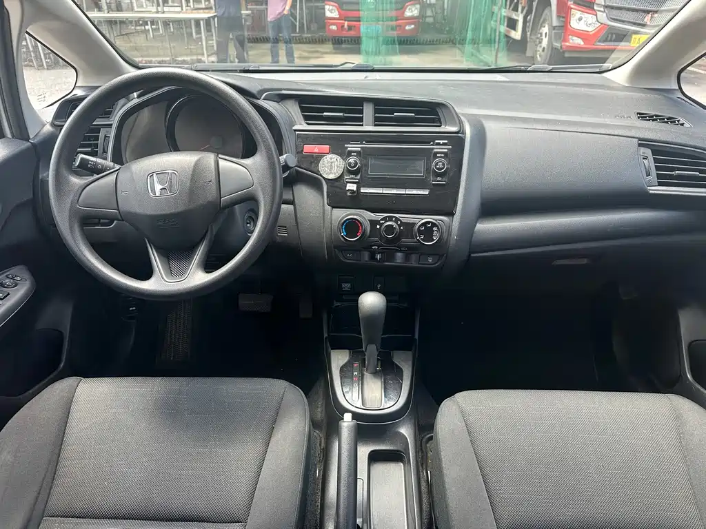 Honda Fit — миниатюра 15