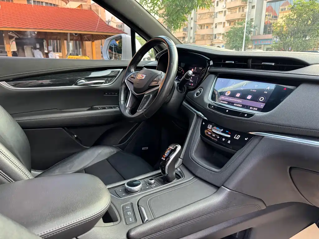 Cadillac XT5 — миниатюра 12
