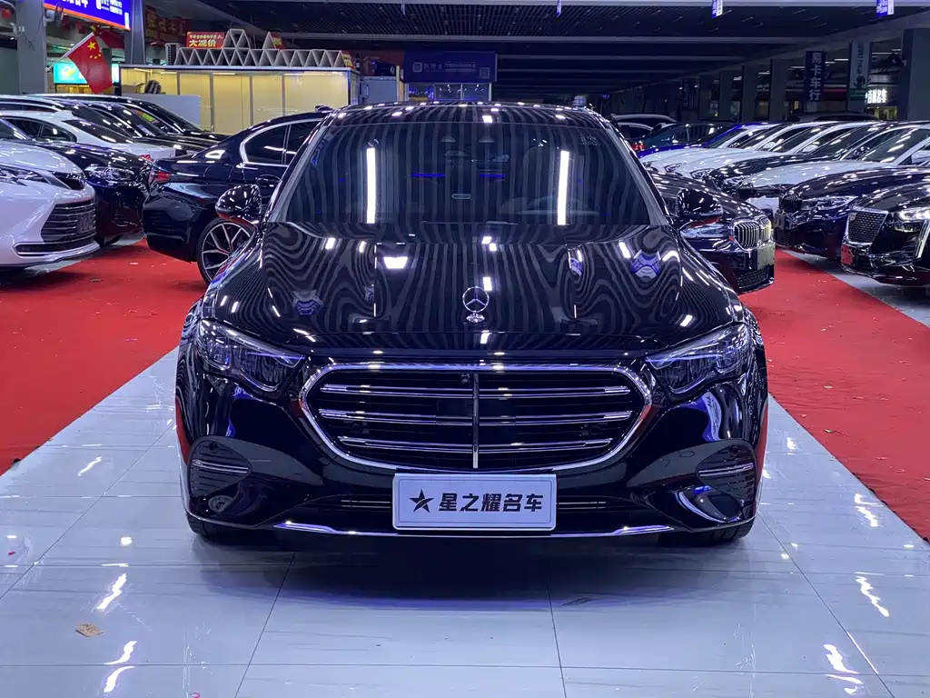 MERCEDES-BENZ E CLASS