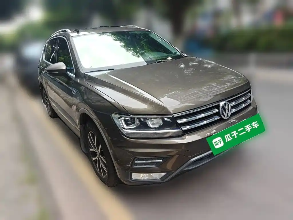 Volkswagen Tiguan L — миниатюра 24