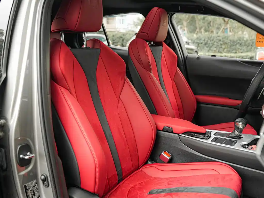 Lexus UX — миниатюра 13