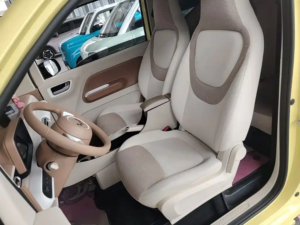 Wuling MINIEV — миниатюра 15