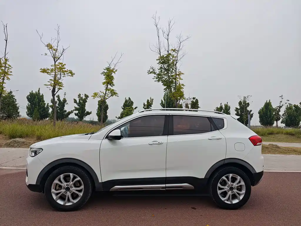 Haval H2s — миниатюра 18