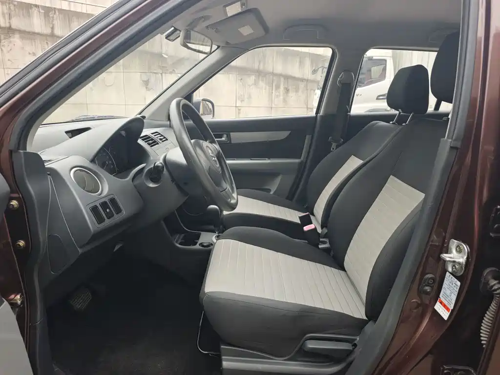 Suzuki Swift — миниатюра 4