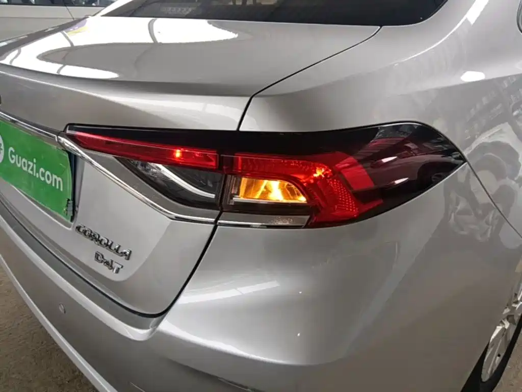 Toyota Corolla — миниатюра 8
