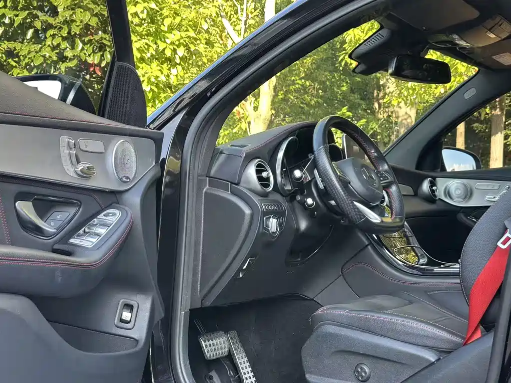 Mercedes-Benz GLC Coupe AMG — миниатюра 8