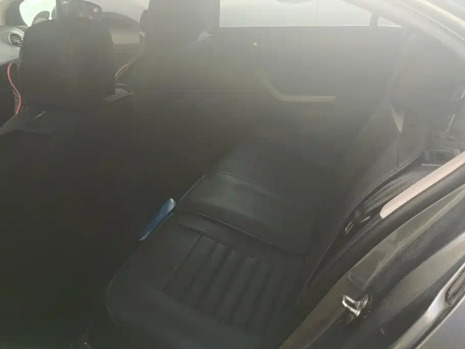 Peugeot 408 — миниатюра 11